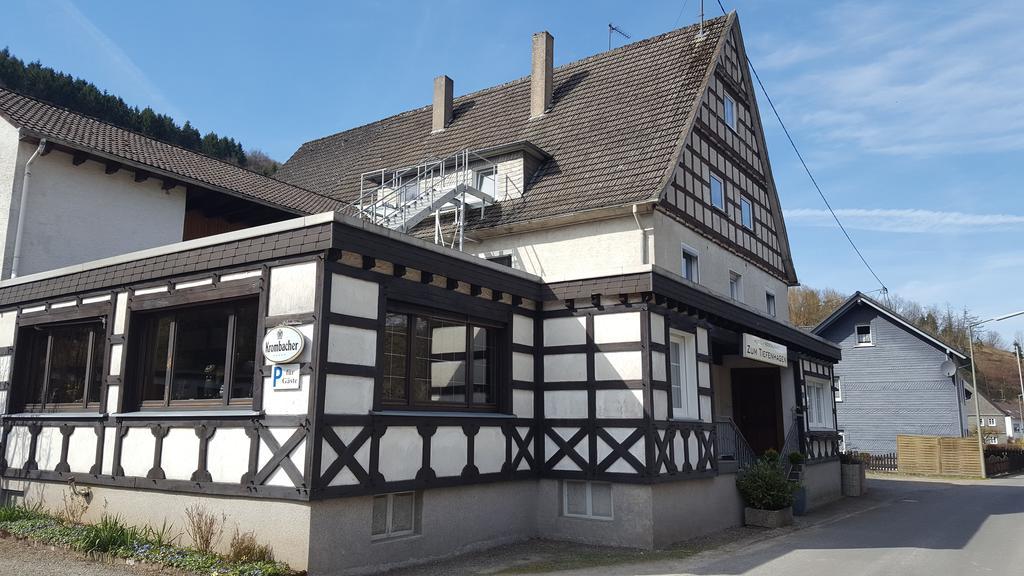 Hotel Tiefenhagen Sauerland Lennestadt Exterior photo